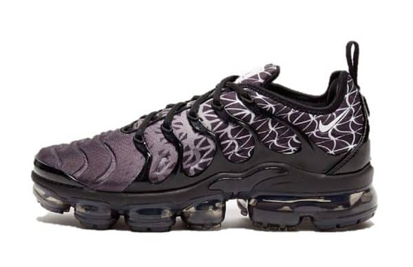 Nike Air Vapormax Plus Grises Negras