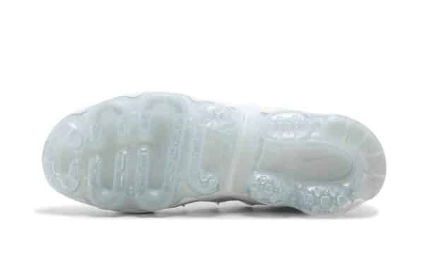 Nike Air Vapormax Plus Triple White – Image 4