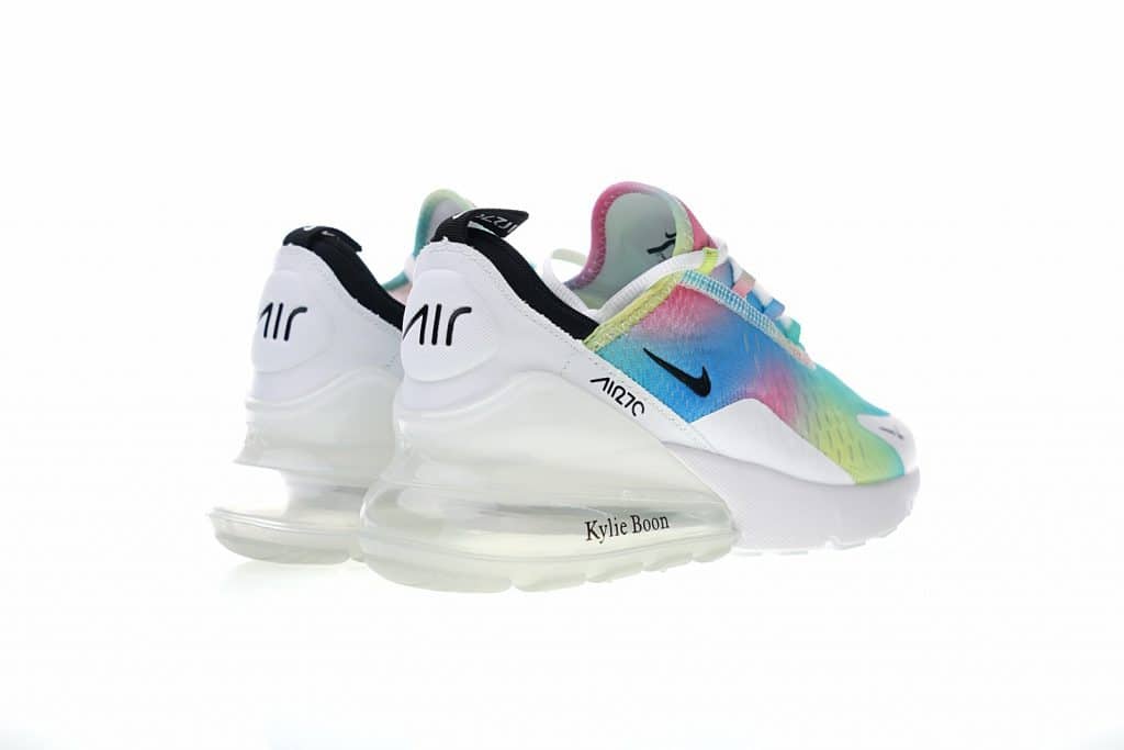multicoloured 270