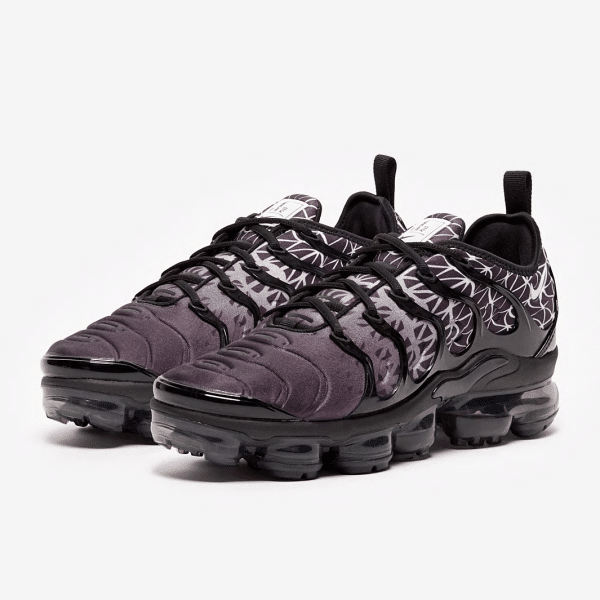 Nike Air Vapormax Plus Grises Negras - Image 2