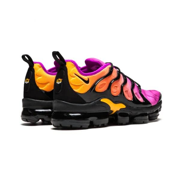 Nike Air Vapormax Plus Purpuras y Naranjas – Image 5