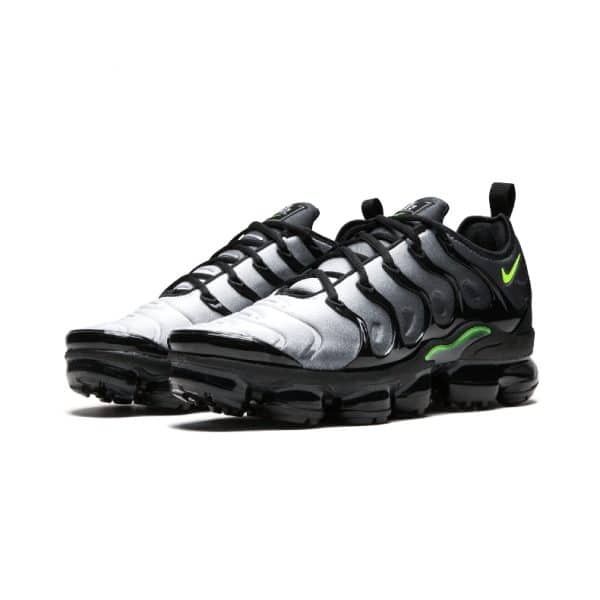 Nike Air Vapormax Plus Gris Claro – Image 3