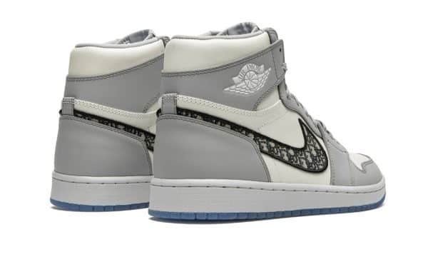 Nike Air Jordan 1 Dior - Image 3