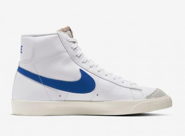 Nike Blazer Mid 77 Vintage Blancas Logo Azul – Image 3