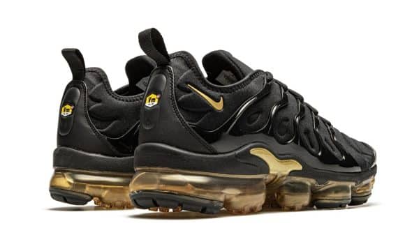Nike Air Vapormax Plus Metallic Black Gold – Image 3