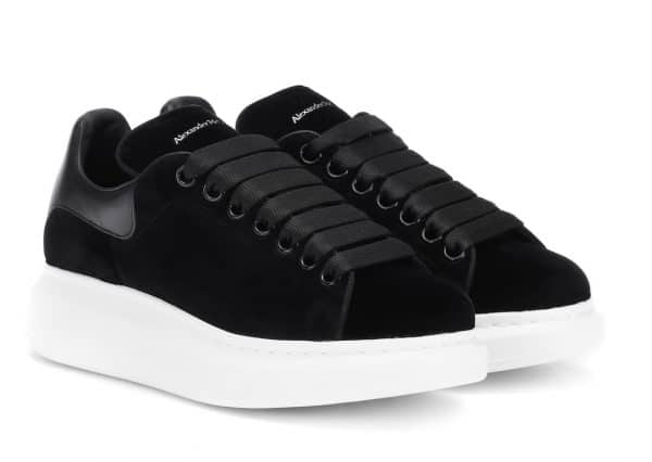 Alexander McQueen Oversized Sneaker Velvet Black - Imagen 5
