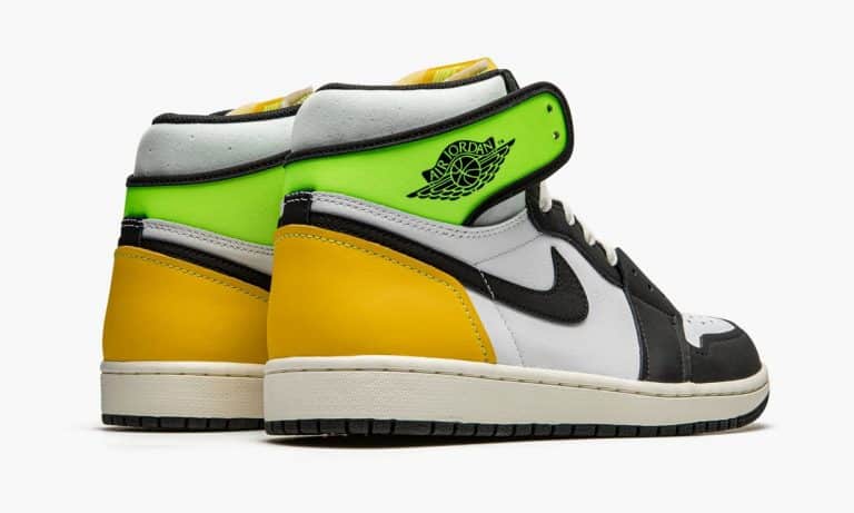 jordan 1 volt gold black laces