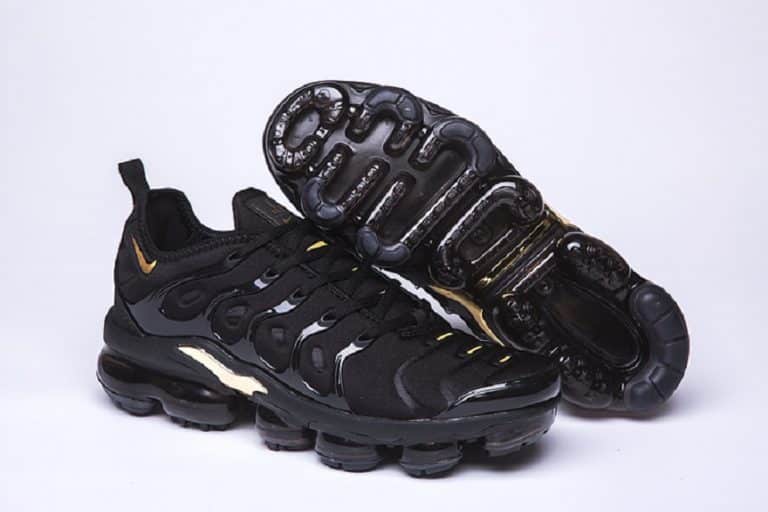 nike vapormax plus tn