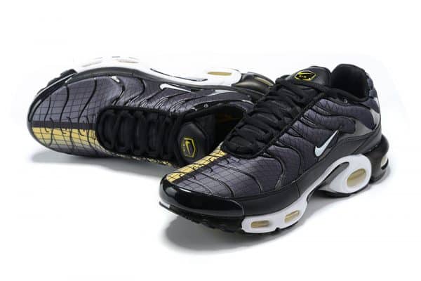 Nike Air Max Plus TN 21 Black White Logo - Imagen 2