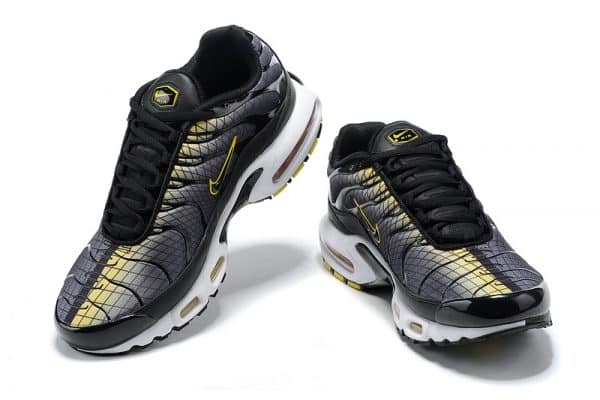 Nike Air Max Plus TN 21 Black White Logo - Imagen 4