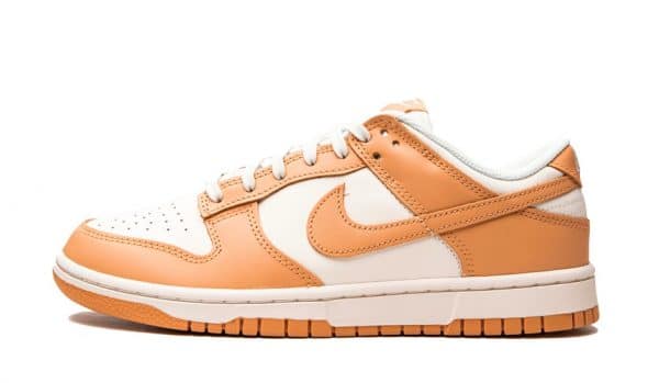 Nike SB Dunk Low Harvest Moon