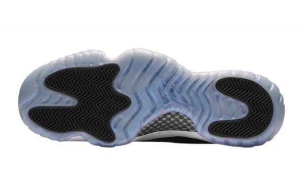 Nike Air Jordan 11 Low Iridescent – Image 6