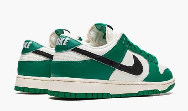 Nike SB Dunk Low SE Lottery Pack Green - Image 3