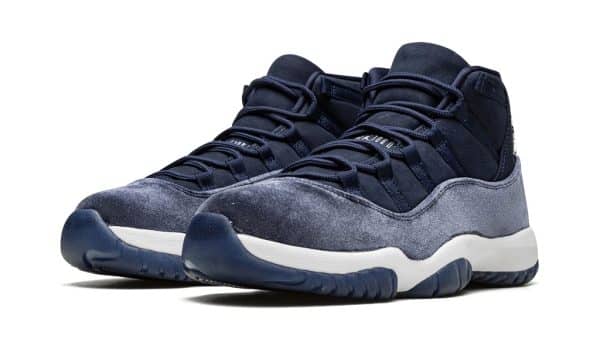 Nike Air Jordan 11 Velvet WMNS Midnight Navy - Imagen 2