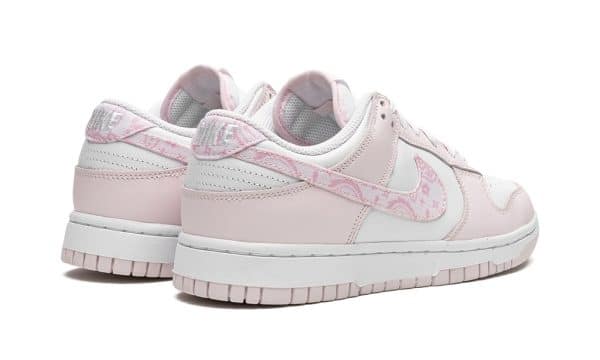 Nike SB Dunk Low WMNS Pink Paisley - Image 3