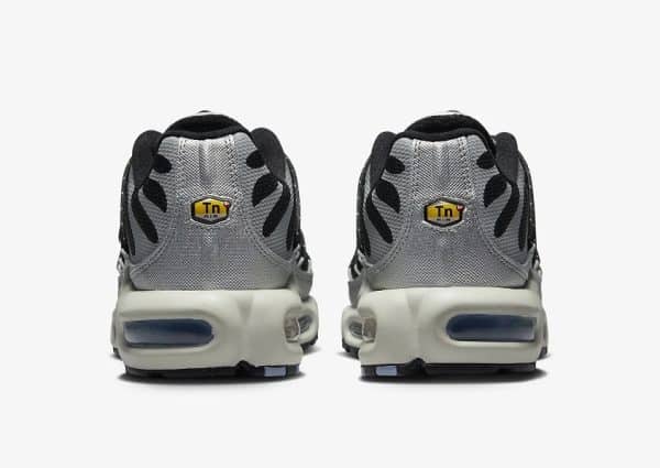 Nike Air Max Plus TN Utility Black Cobalt - Image 4