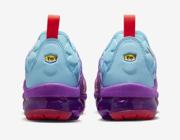Nike Air Vapormax Plus Multigradient – Image 4