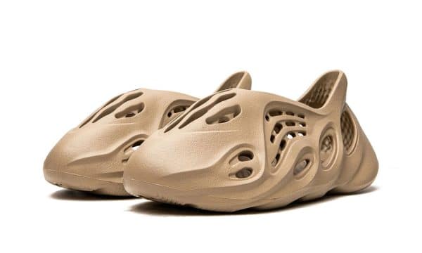 Adidas Yeezy Foam Runner Mist - Image 2