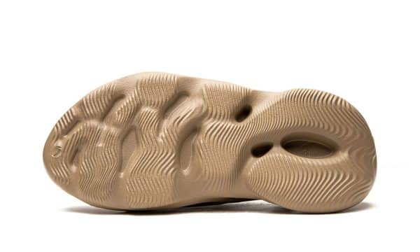 Adidas Yeezy Foam Runner Mist - Image 4