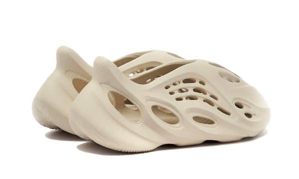 Adidas Yeezy Foam Runner Sand - Image 3