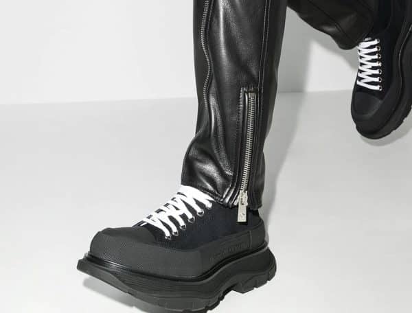 Alexander McQueen Tread Slick Lace Up Black – Image 3