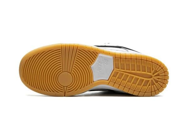 Nike SB Dunk Low Pro White Gum - Image 4