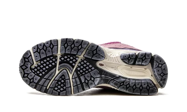 New Balance 2002R Protection Pack Pink - Image 4