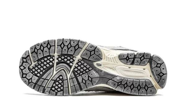 New Balance 2002R Protection Pack Rain Cloud - Image 4