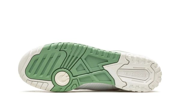 New Balance 550 White Mint Green - Image 4