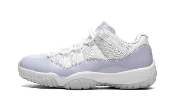 Nike Air Jordan 11 Low Pure Violet