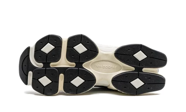 New Balanace 9060 Black White – Image 4