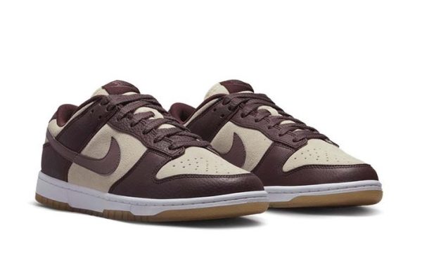 Nike SB Dunk Low Plum Eclipse - Image 2