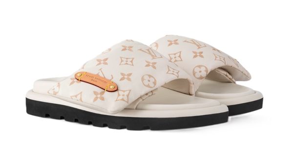 Louis Vuitton Pool Pillow Comfort Beige