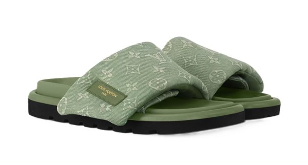 Louis Vuitton Pool Pillow Comfort Khaki
