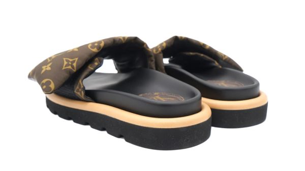 Louis Vuitton Pool Pillow Mule Monogram - Image 3