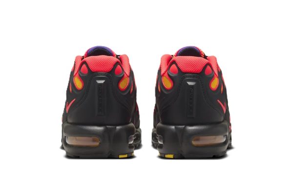 Nike Air Max Plus Drift Black Red – Image 4