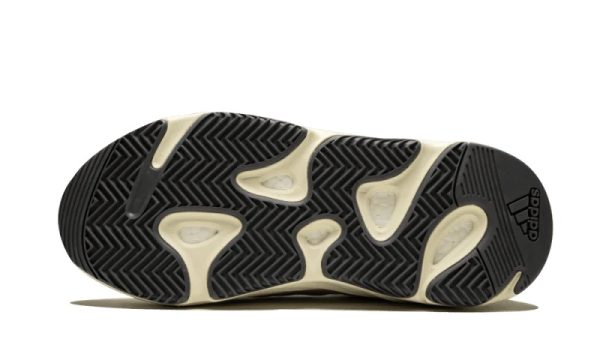 Adidas Yeezy Boost 700 Analog – Image 4