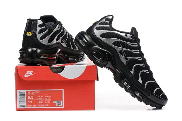 Nike Air Max Plus TN Black Metallic Silver – Image 5